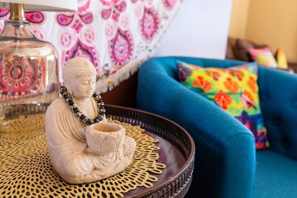 Zen Calling, Look Inside Private For 6